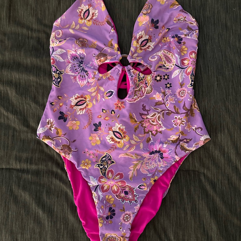Cupshe Purple and Pink One Piece Swimsuit with Playful Design